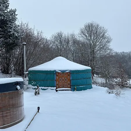 Campo de lujo Jurta Pod Blaníkem *