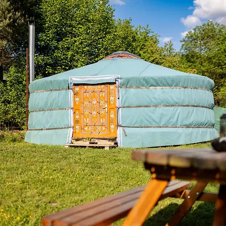 Luxuszelt Jurta Pod Blanikem S Wellnes Chotysany